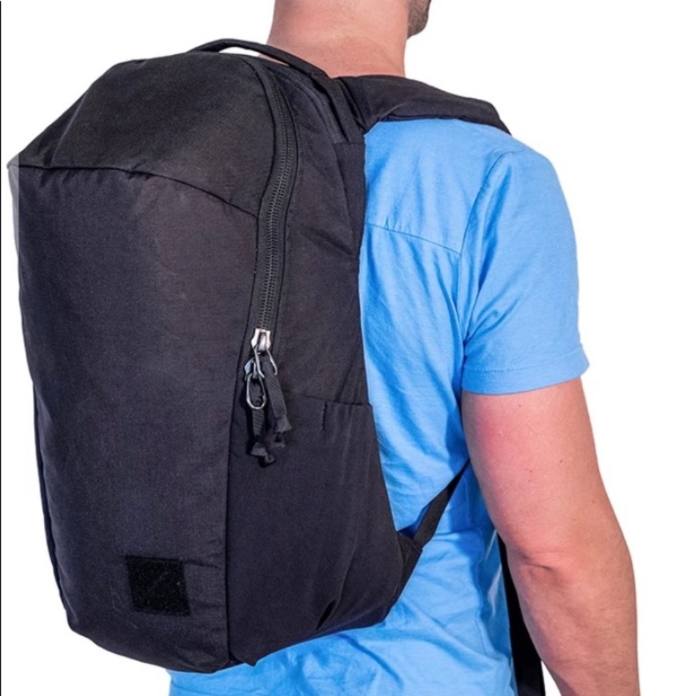 Evergoods CIVIC HALF ZIP 22L